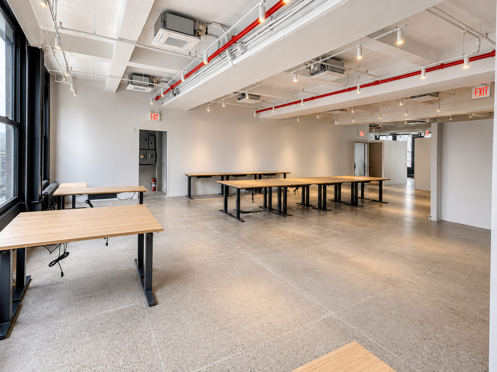 Furnished Tower-Floor in Midtown South